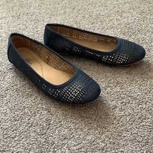 Navy Blue Women’s Flats
